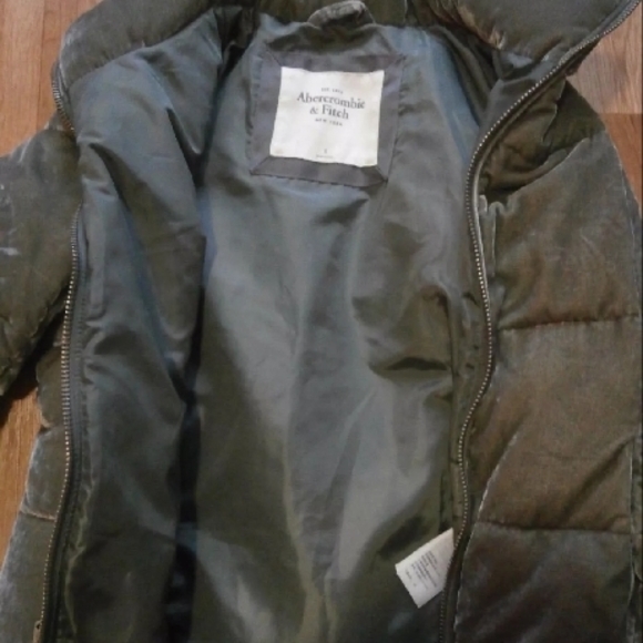Green Velvet Puffer Jacket - Picture 2 of 4